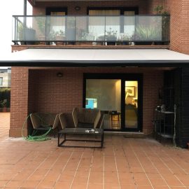 Ventajas de tener un toldo en Cantabria